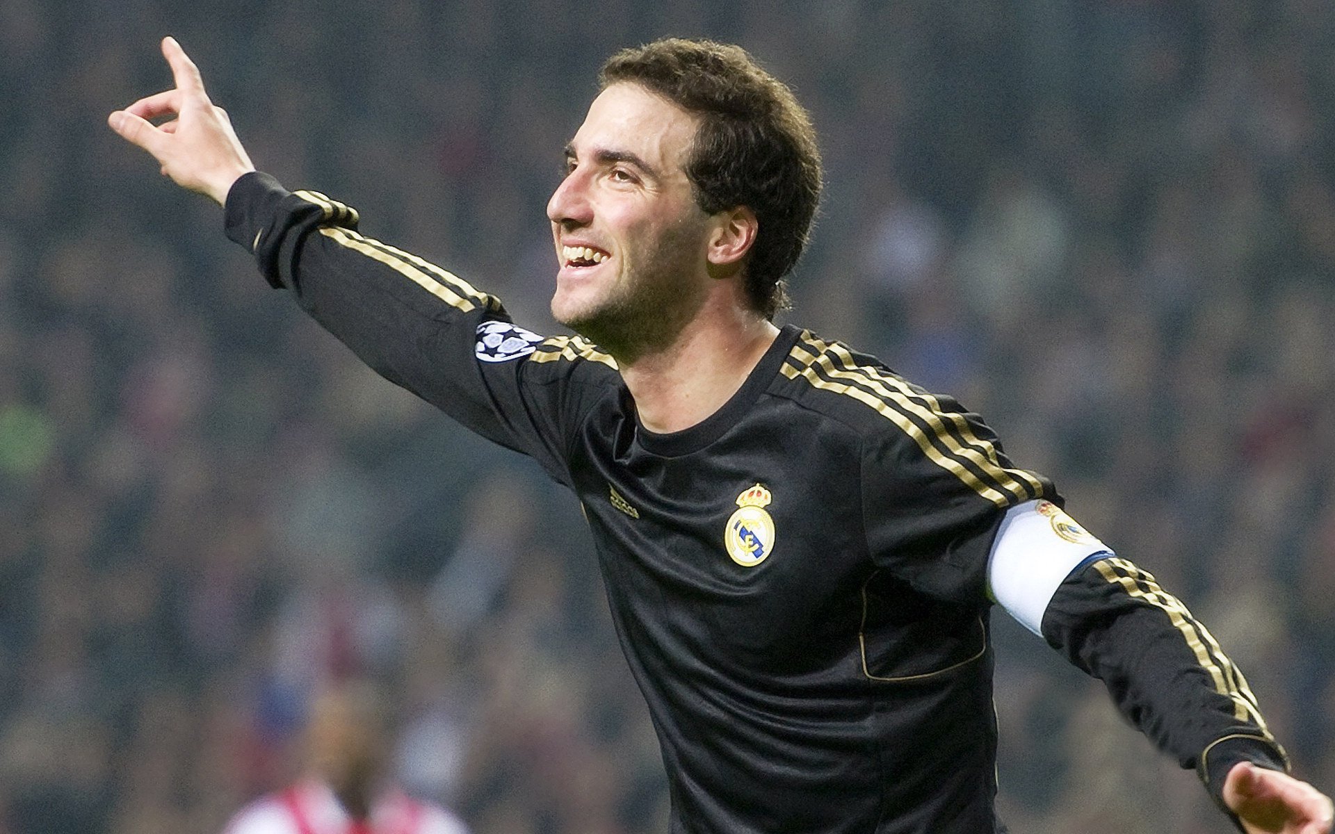 九游世界杯-哈弗茨引领战术革命，美国行轻取阿森纳预示新赛季变革